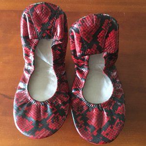 STOREHOUSE FLATS Crimson Snakes Size 9 Brand New